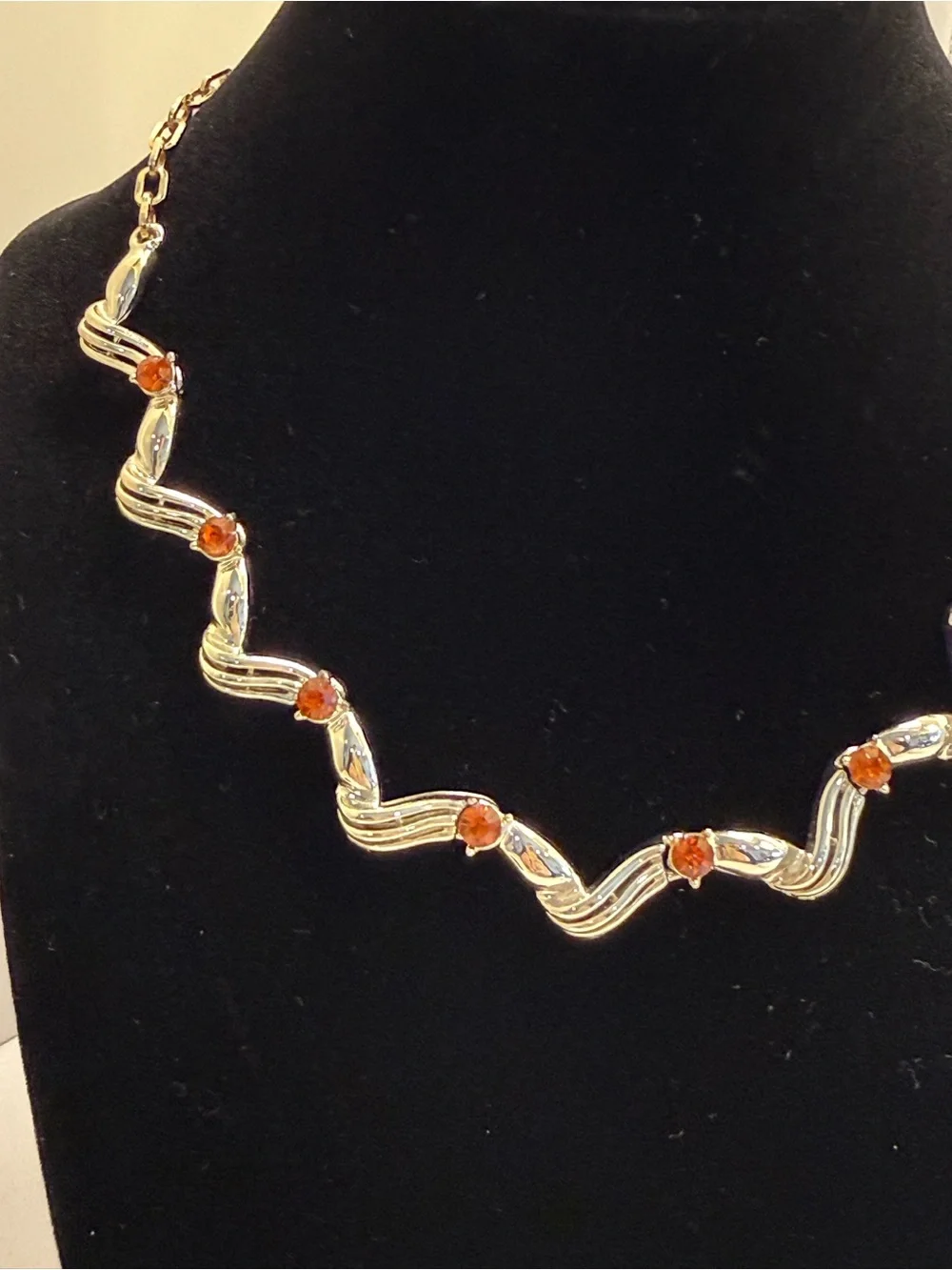 Vintage Coro Gold Tone Rhinestone Swirl Choker Necklace | Signed - Picture 4 of 7